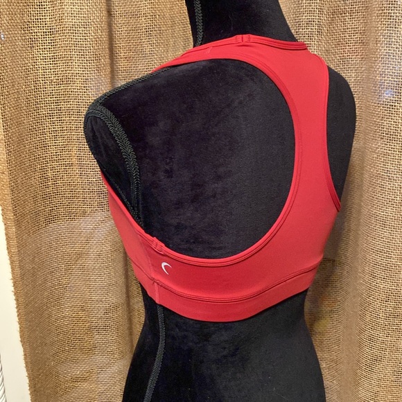 Game Day Light and Tight Sports Bra.Size Large, color is more burgundy than red. - Picture 2 of 5